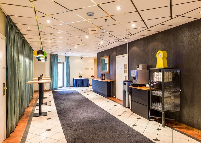 酒店 奥古斯丁品质酒店 4*